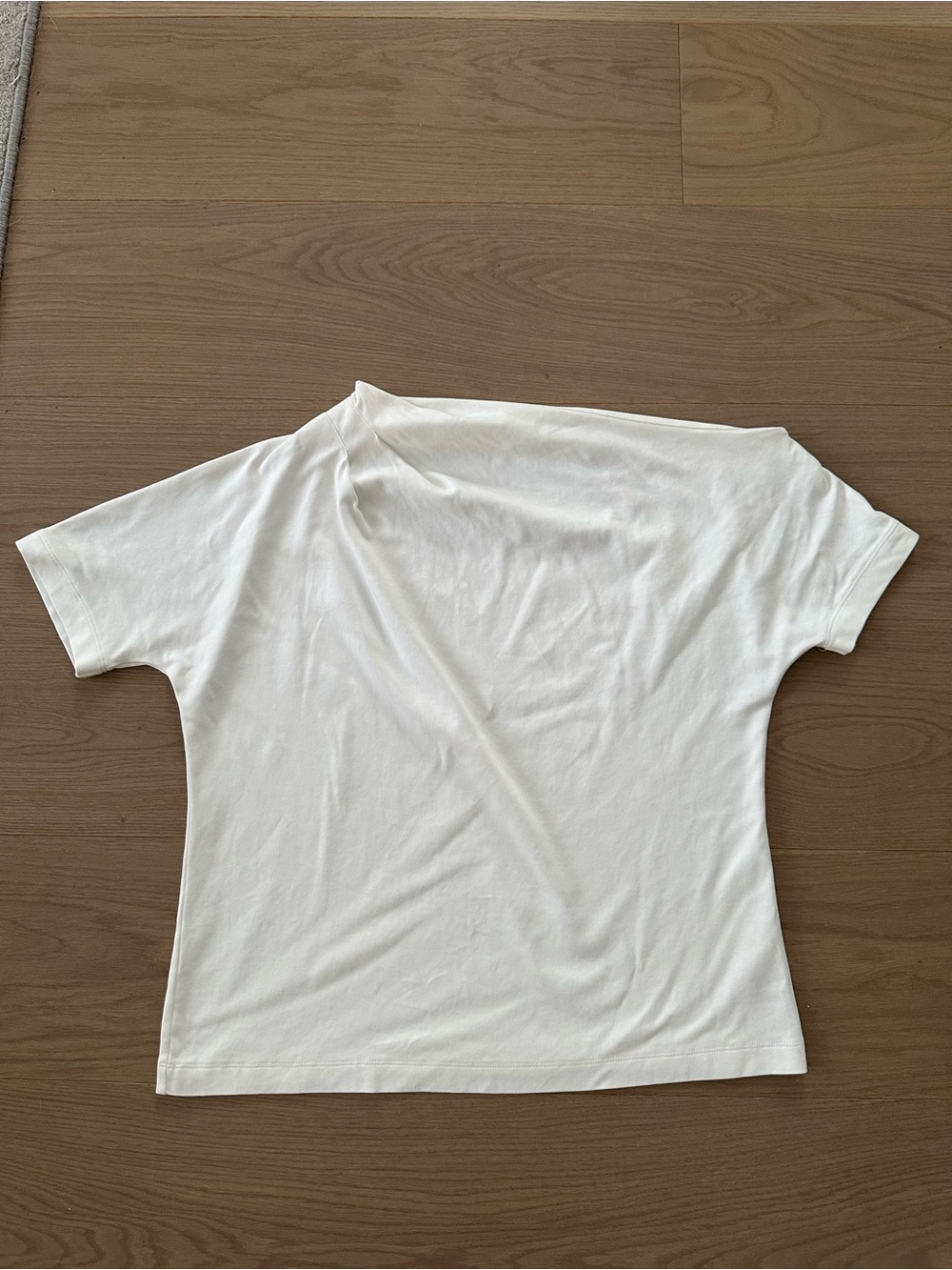 Aritzia ~ Babaton Interlock Script Top